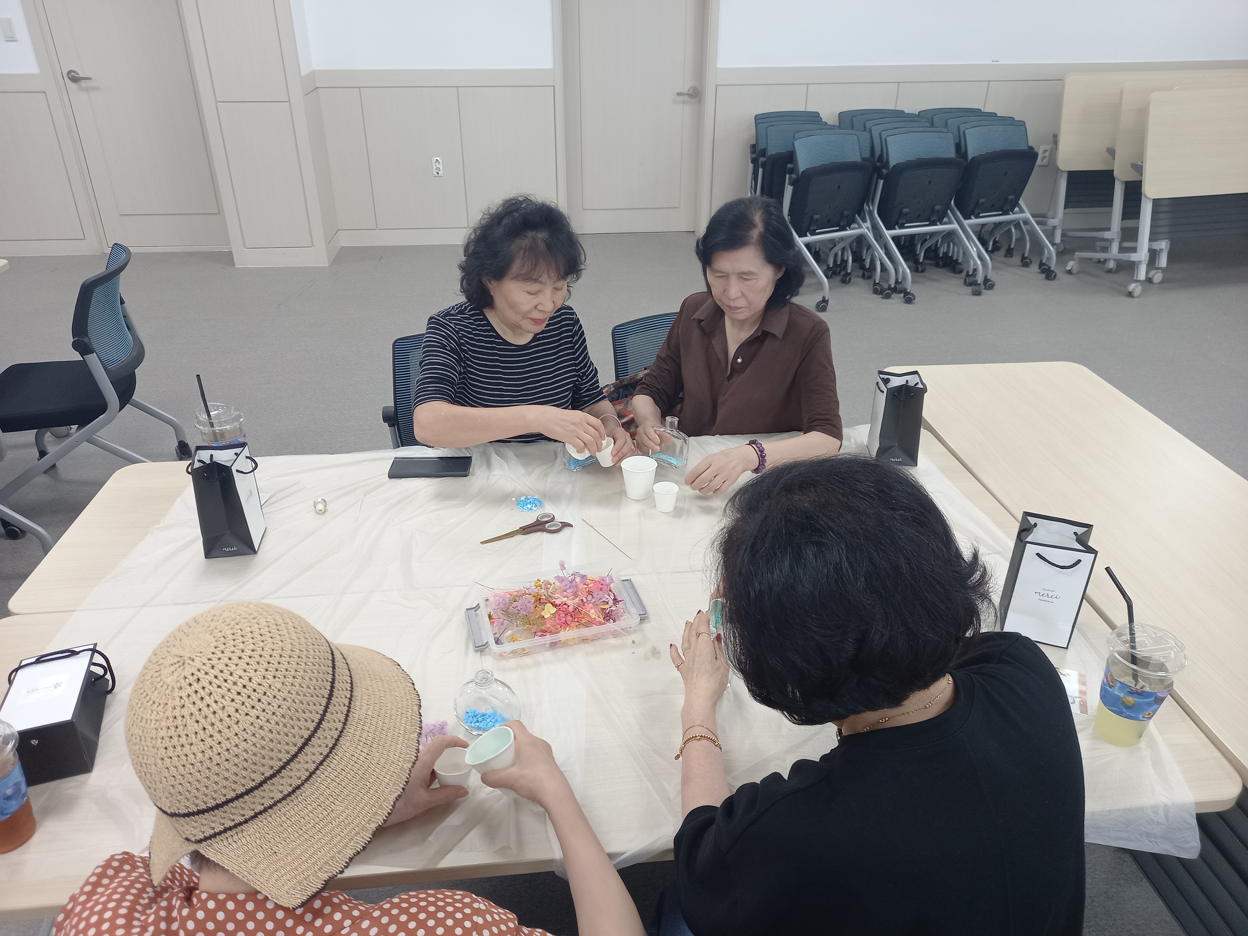 장미마을 힐링프로젝트 마음회복 체험지원2회차 실시